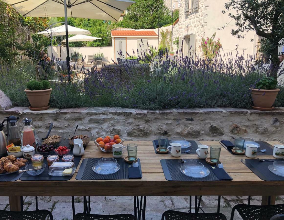 Palazzo Sbutega Bed & Breakfast Kotor Dış mekan fotoğraf