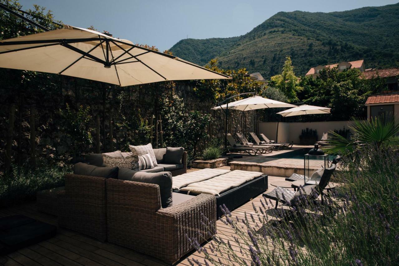 Palazzo Sbutega Bed & Breakfast Kotor Dış mekan fotoğraf